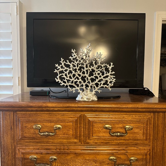 Silver Coral Decoration /Accent Piece *BRAND NEW* - Picture 2 of 3